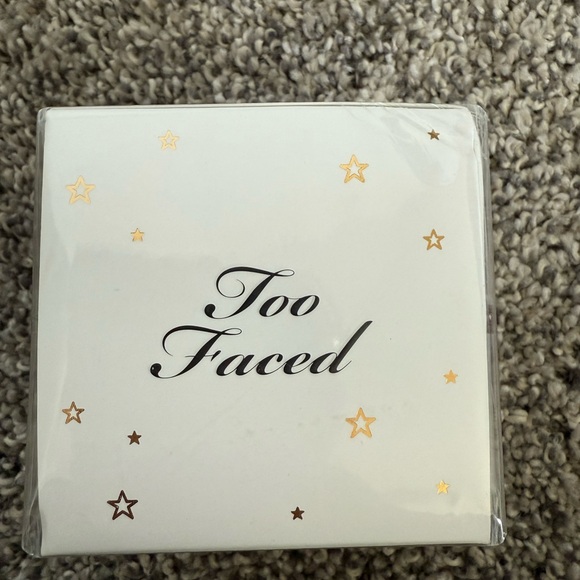 Too Faced Hangover Pillow Cream - Picture 2 of 4